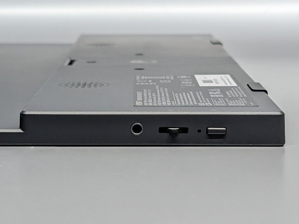 MSI PRO MP165 E6 ���o�C���f�B�X�v���C 15.6�C���` 3�N�ۏ� �L�b�N�X�^���h