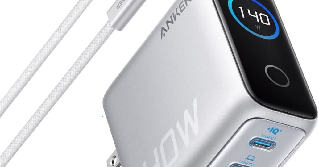 ノートPCとスマホを同時急速充電できる「Anker Charger (140W, 4 Ports