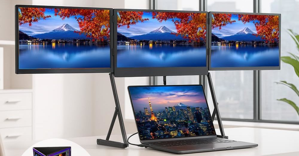 ノートPCの作業領域を劇的に広げる「15.6型 折りたたみトリプル