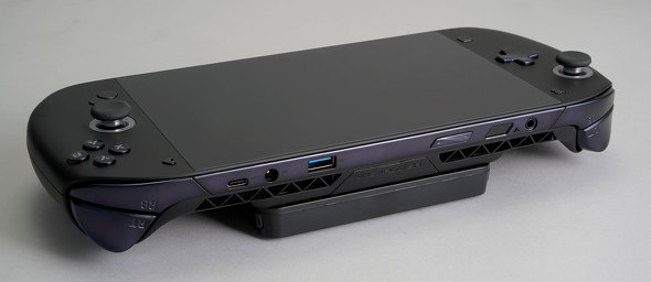 One-Netbook Technology OneXFly APEX �|�[�^�u�� �Q�[�~���OPC Ryzen AI Max+ 395