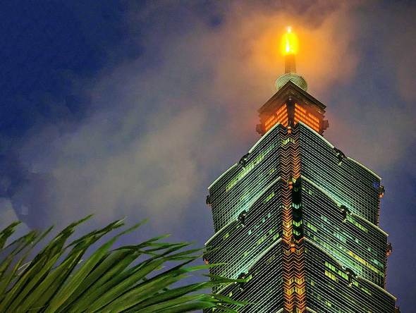 ��p�E��k�s���ɂ���uTaipei 101�v��]��