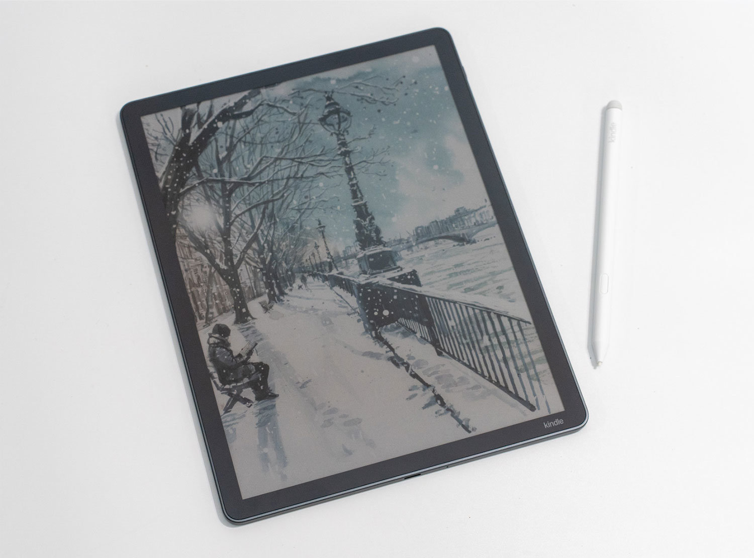 [ITmedia PC USER] 初のカラー対応「Kindle Scribe Colorsoft」の実力は？　通常モデルとの価格差1万7000円の価値を検証