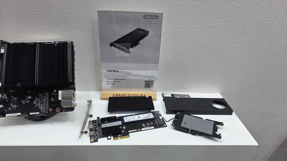 PCIE TO 4