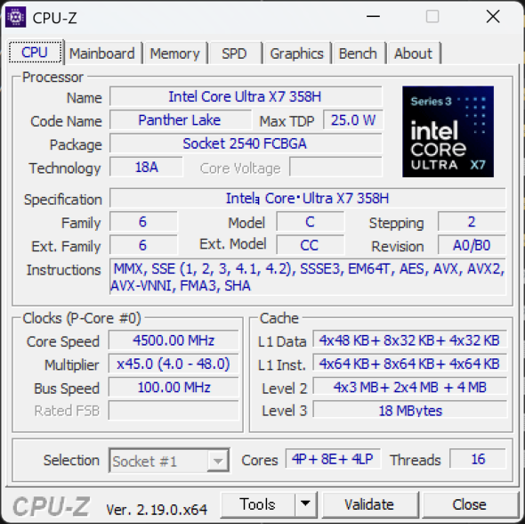 CPUに16コアのCore Ultra X7 358Hを採用する