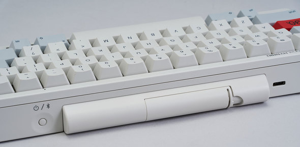 �L���ڑ��E���d�p��USB Type-C�R�l�N�^�[�Ɠd���X�C�b�`