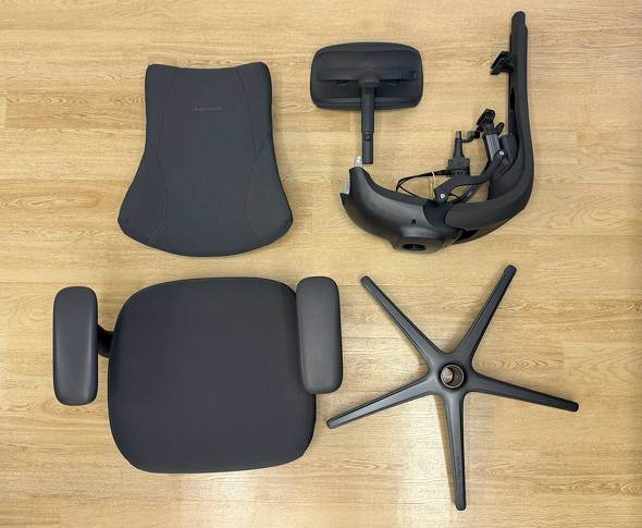 LiberNovo Omni Pro�̎�v�p�[�c