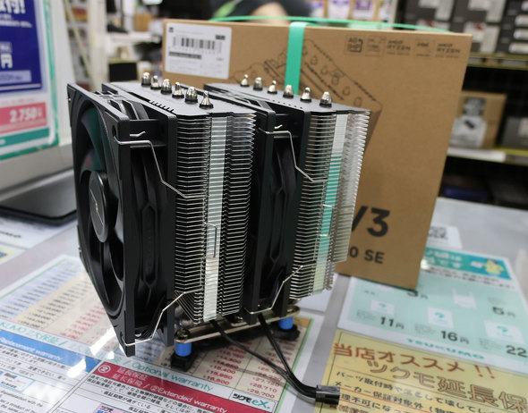 TSUKUMO eX.�ɓ��ׂ����uPeerless Assassin 120 SE V3�v