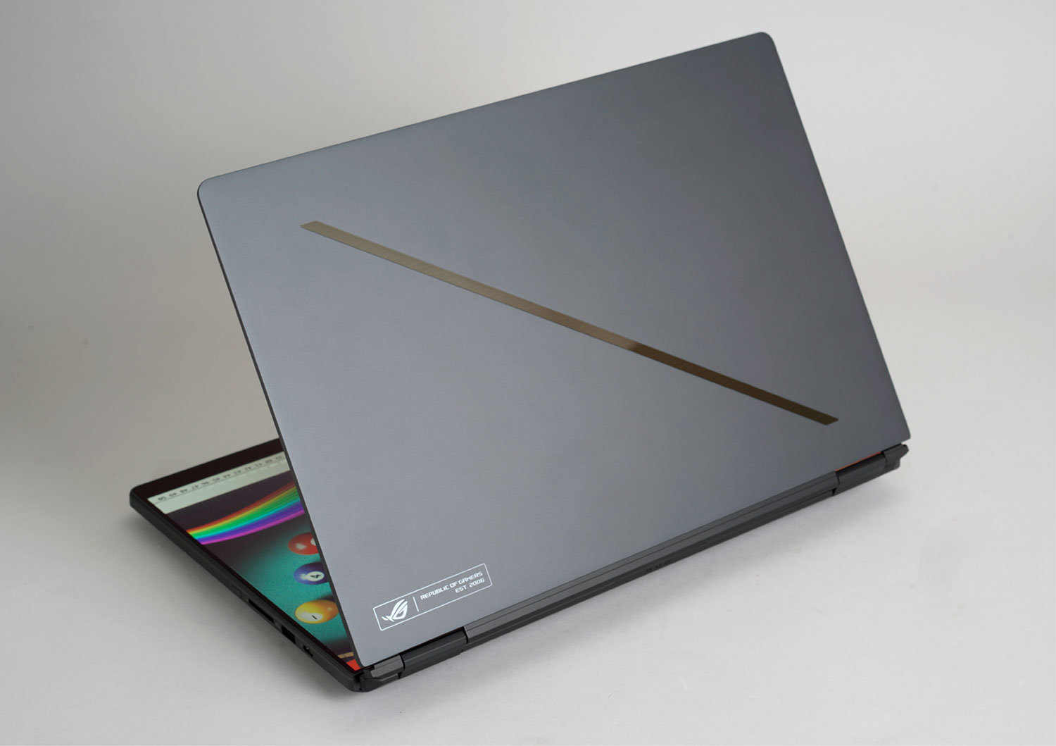 約150万円の2画面ゲーミングノートPC「ROG Zephyrus Duo（2026）」を