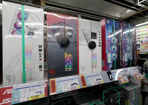 TSUKUMO eX.�ɕ��񂾁uROG STRIX LC IV 360 ARGB LCD�v