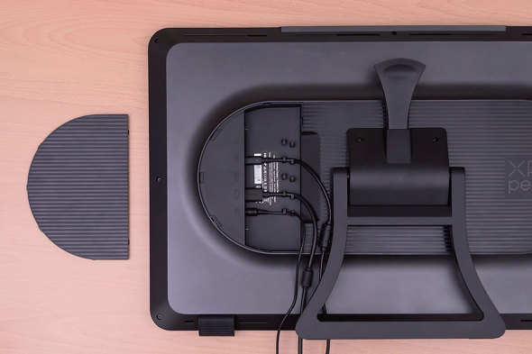 �d����USB�P�[�u����HDMI�P�[�u����ڑ��������