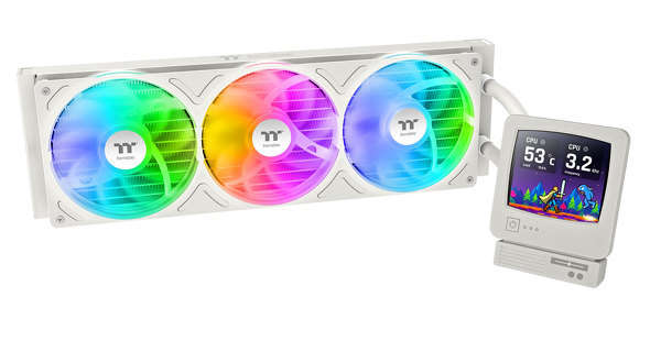�uRetro 360 Ultra ARGB Sync�v�̐��i�摜