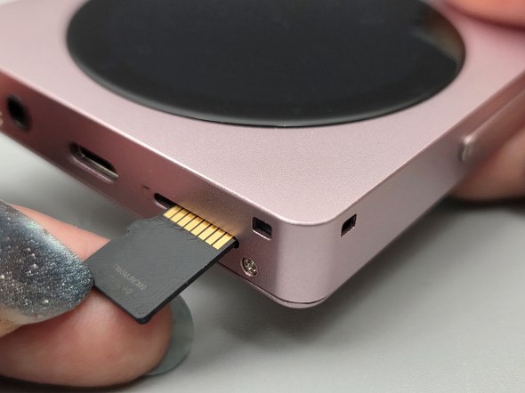 microSD�������J�[�h