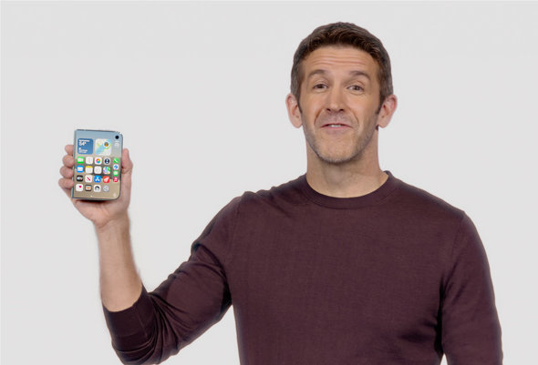 iPhone Duo����ɂ���VCEO�̃W�����E�^�[�i�X��