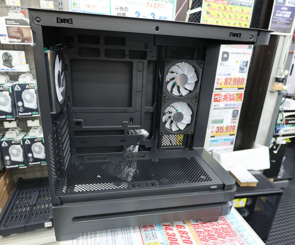 TSUKUMO eX.�ɓ��ׂ����uArcus 190 TG ARGB�v