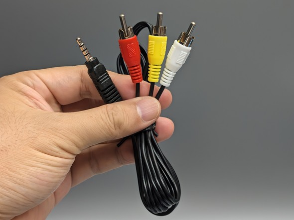 RCA�P�[�u�����t��