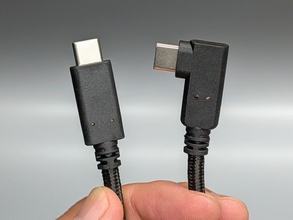 USB Type-C�P�[�u���͕Е���L���^