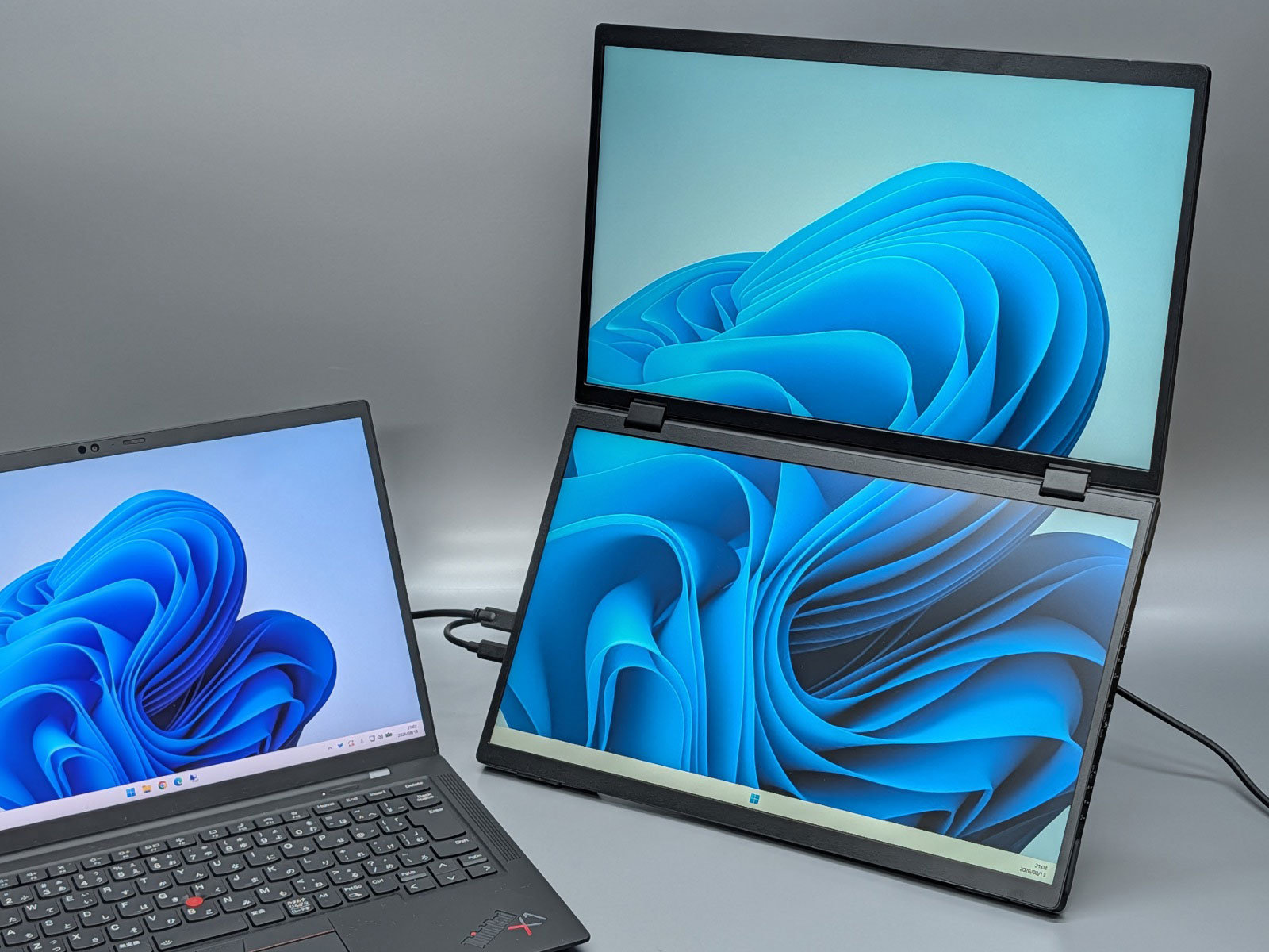 約260gの軽量化！ 15.6型×2画面の変幻自在ディスプレイ「LCD15HC-IPSDUAL2」を使って分かったこと