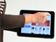 iPadを手に取り付けて活用——iPadケース「HANDSTAND」