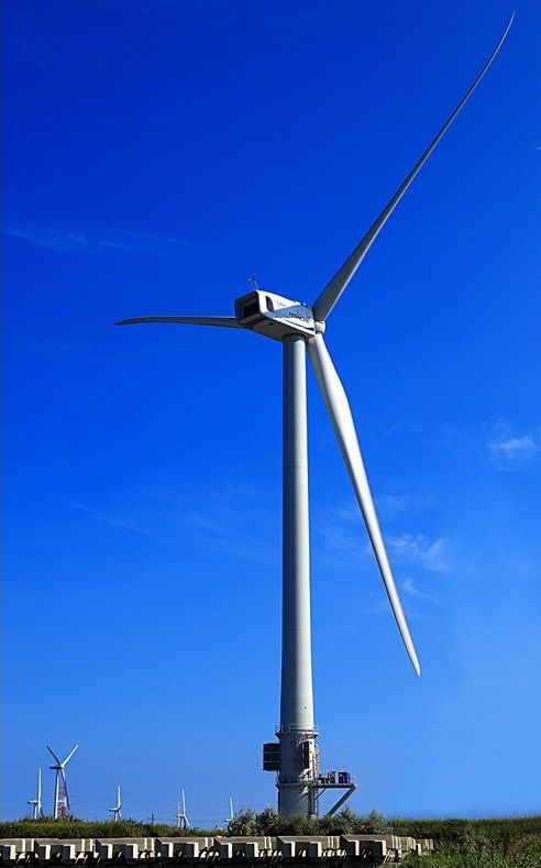 超大型風車が5mwの電力を作る 回転直径136メートルで暴風にも耐える 蓄電 発電機器 1 2 ページ スマートジャパン