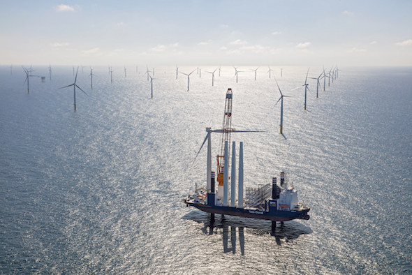 世界 最大 の 洋上 風力 発電 所 は どこに ある