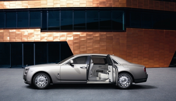 ���[���X�E���C�X