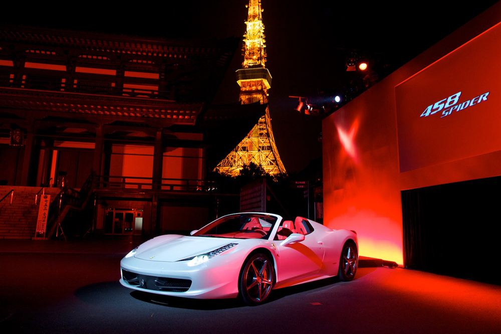 フェラーリ458 スパイダー」日本初披露（1/2 ページ） - ITmedia