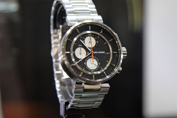 ブルックスブラザーズの腕時計は、SIIの自動巻きムーブを搭載 ...