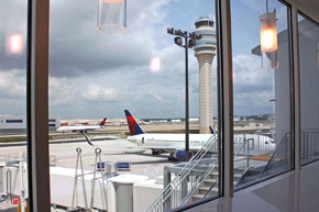 飛行機と空と旅