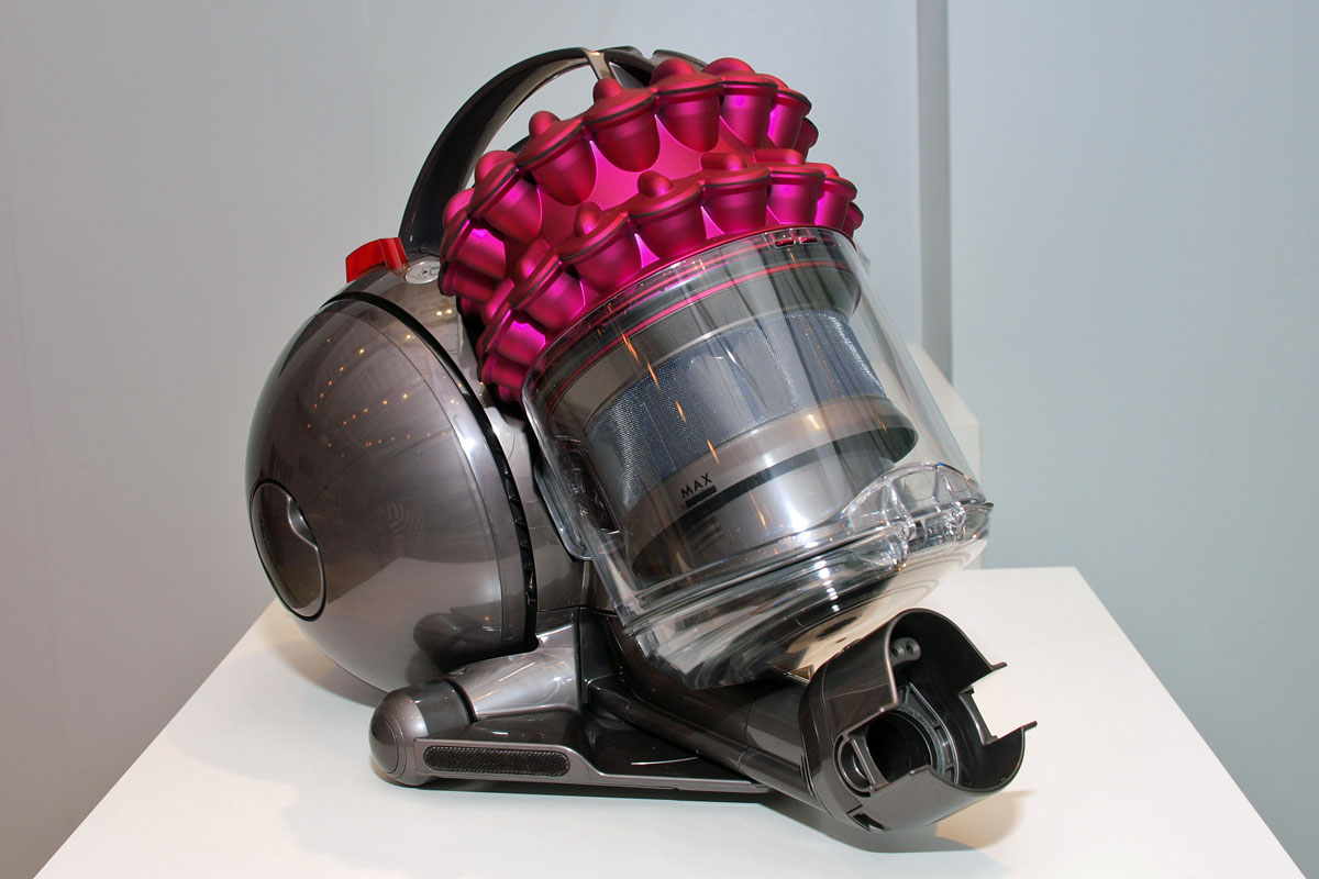 36万Gの遠心力、さらに吸引力を上げたダイソンの掃除機（1/2 ページ