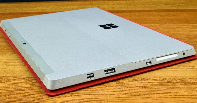 Surface 3Micro USB[d|[gsNbNŊgt